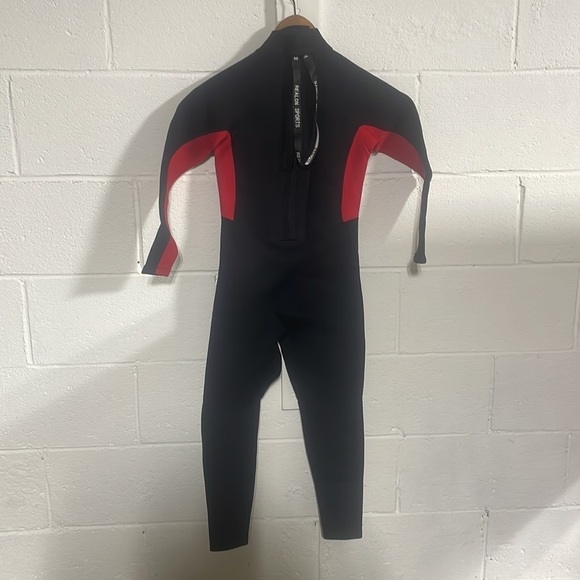 Realon Kids Black|Red Wetsuit Sz Large - Picture 4 of 4